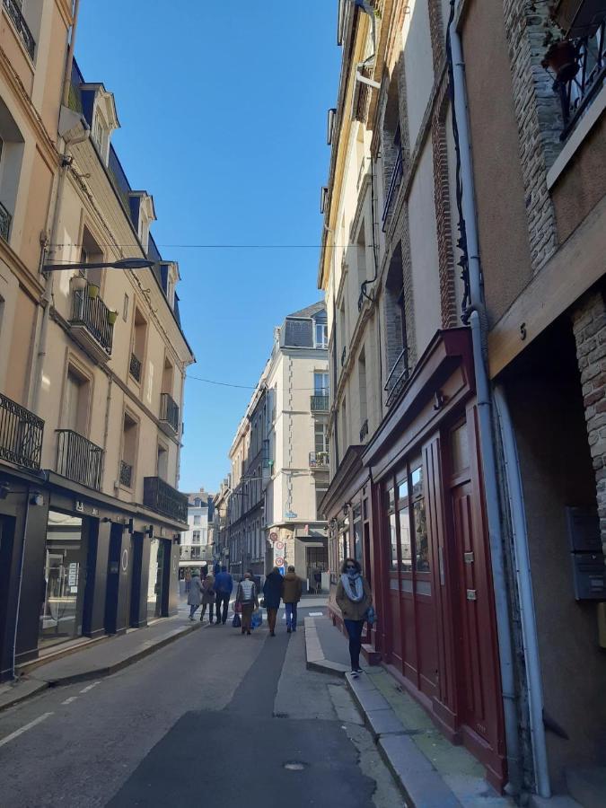 Apartamento Avec Jardinet Sans Vis à Vis Plein Centre Au Rdc 350m De La